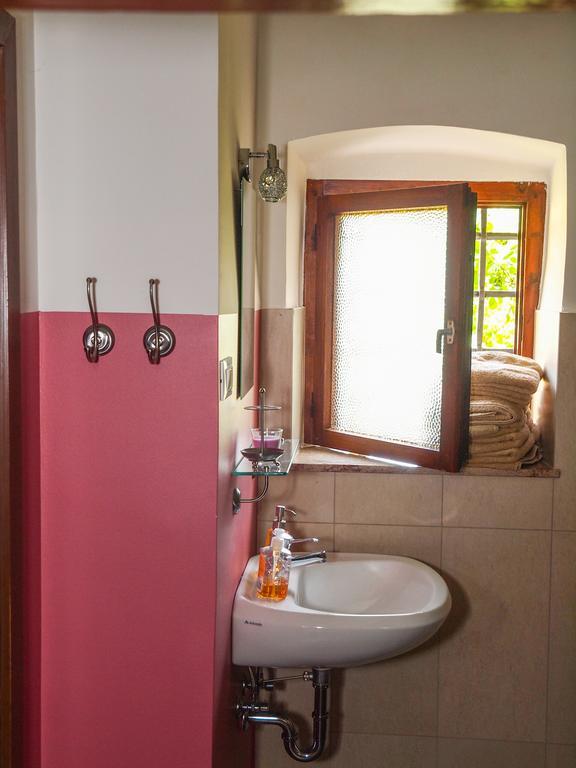 Baroque Villa Near Bled - Resort Vidmar Lesce  Δωμάτιο φωτογραφία